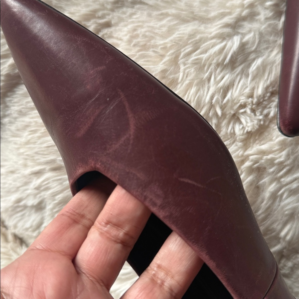 VINCE ISABEL Leather Flats NWOT -Size 8 Deep Cherry color EUR size- 38.5 - Picture 11 of 15